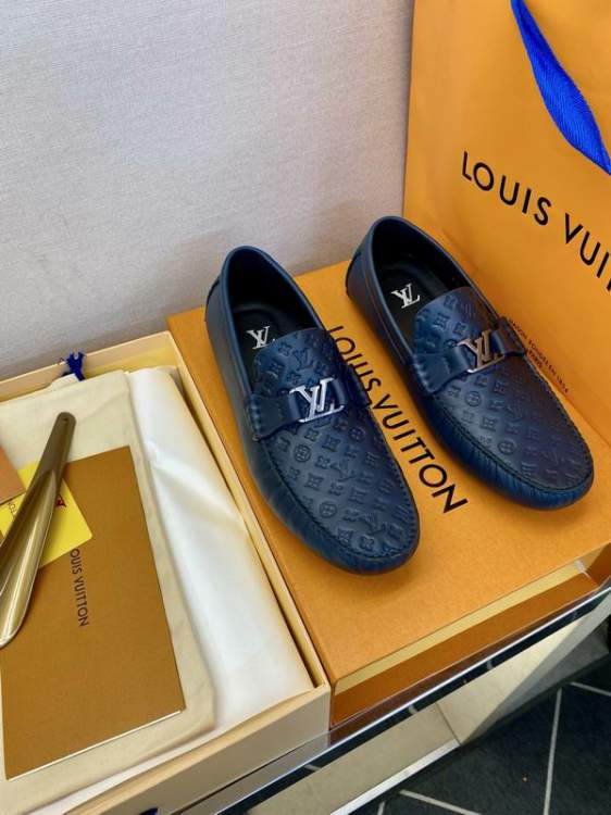 Picture of Louis Vuitton Shoes _SKULVsz39-44hnx061411866